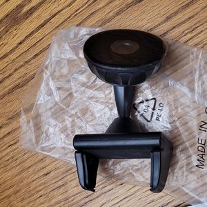 Universal Mobile Device Window or Dash Mount and Car Charger